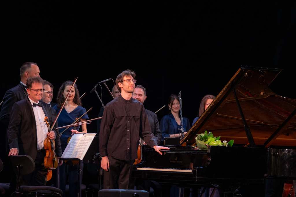 jótékonysági koncert