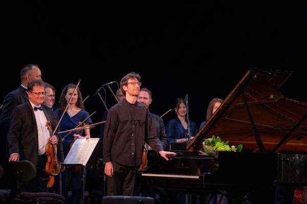 jótékonysági koncert